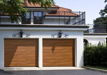 Секционные гаражные ворота Doorhan RSD01 BIW (2300х2600)